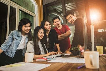 Gắn kết nhân viên qua Nhóm chung