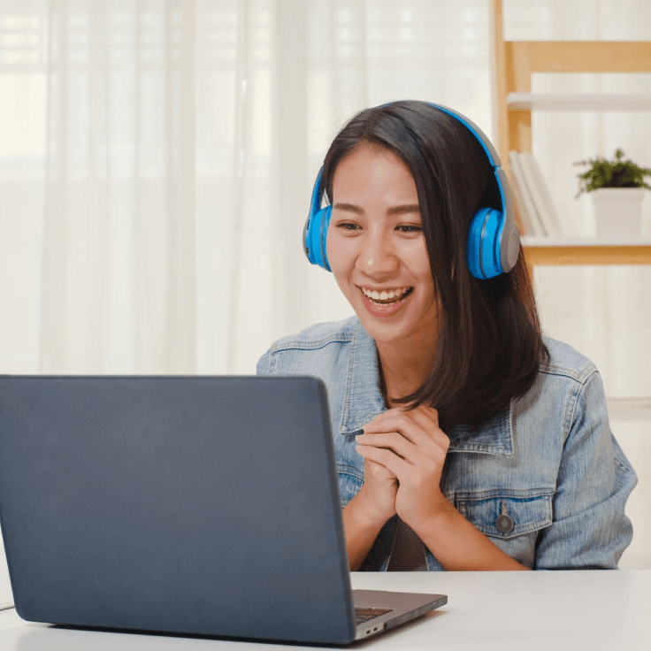 Tại sao giao tiếp qua video lại quan trọng khi làm việc từ xa?